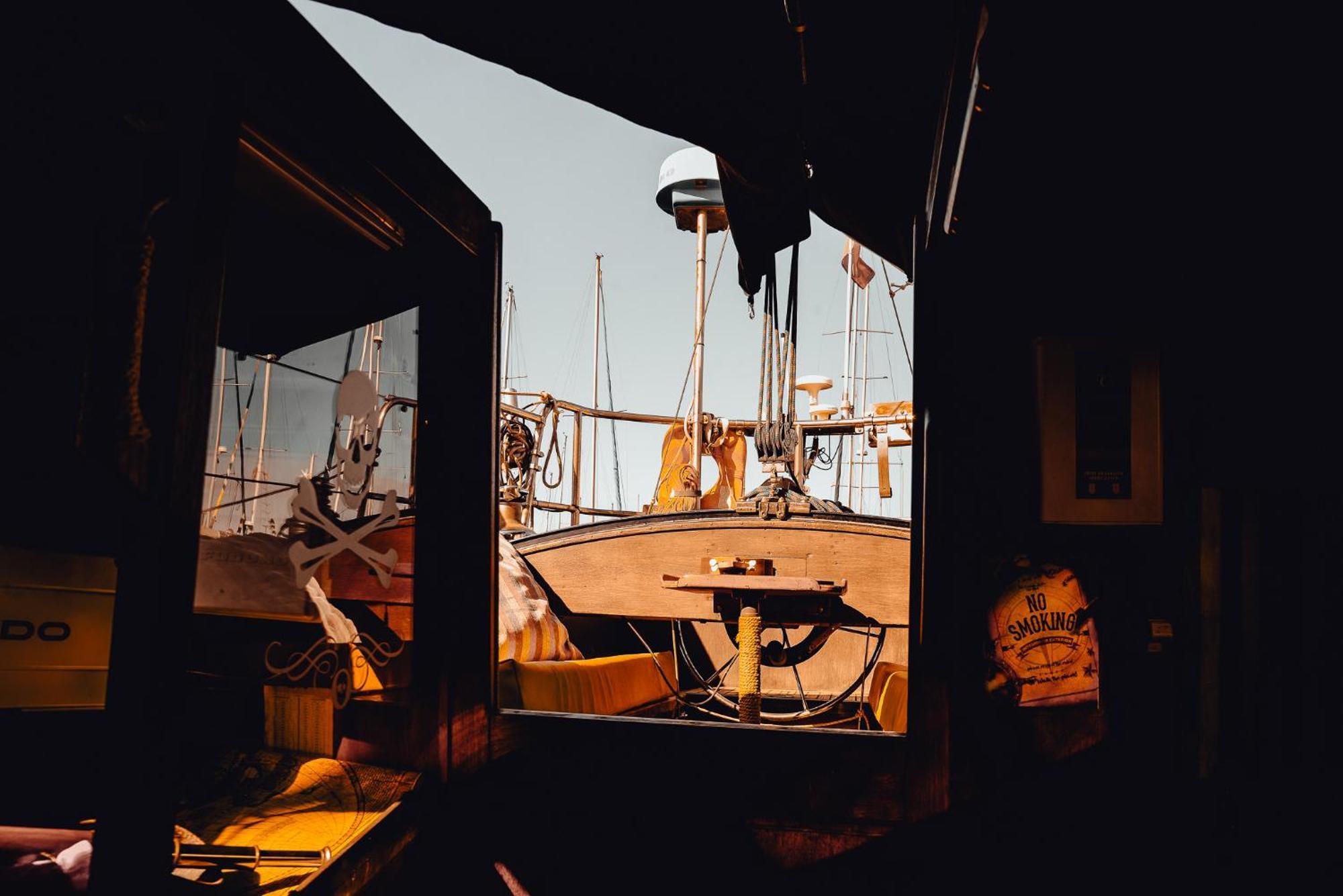 The Captains Locker - 30Ft Yacht 圣米格尔德阿沃纳 外观 照片